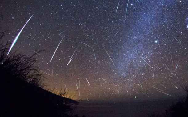 Тази вечер погледнете към небето и си пожелайте нещо