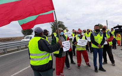 Пътищарите от КНСБ затварят АМ Хемус с протест, искат 20% повече пари