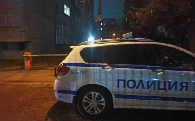 Бездиханни тела на баща и син в апартамент шокираха Бургас