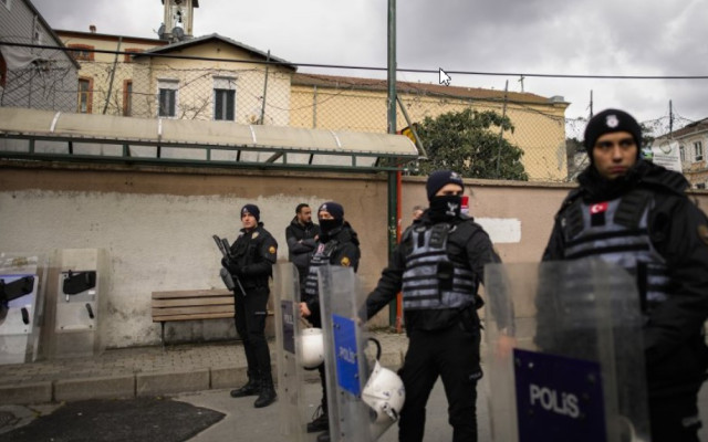 "Ислямска държава" пое отговорност за стрелбата в църква в Истанбул