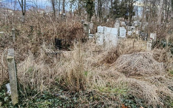 Нови правила за гробовете в София, сега едва 10% се поддържат от близките