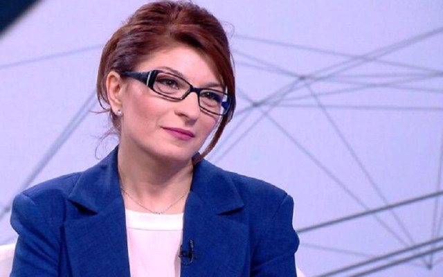 Десислава Атанасова вече официално не е депутат ОБЗОР