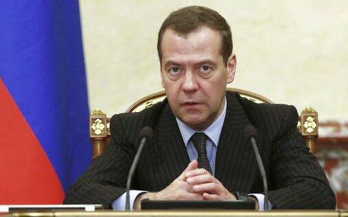 Медведев заплаши Украйна с ядрен отговор