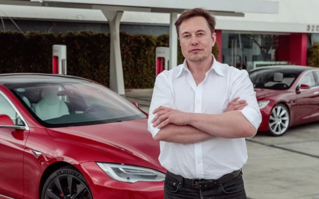 Съдът поряза Илон Мъск за умопомрачителна заплата от Tesla