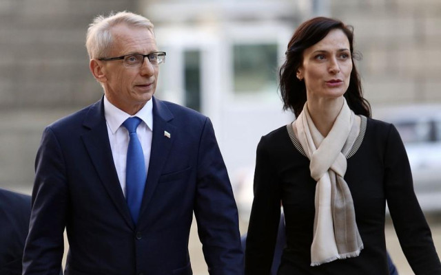 „Галъп“: 66,4% от българите не очакват значителни промени в политиката след ротацията