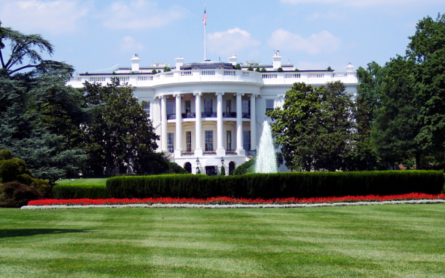 Белият дом обеща "голям пакет санкции" срещу Русия в отговор на смъртта на Навални