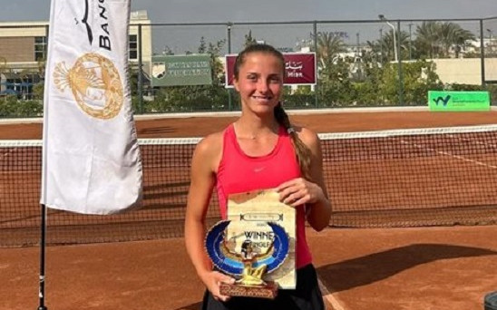 16-годишна българска триумфира на турнир по тенис