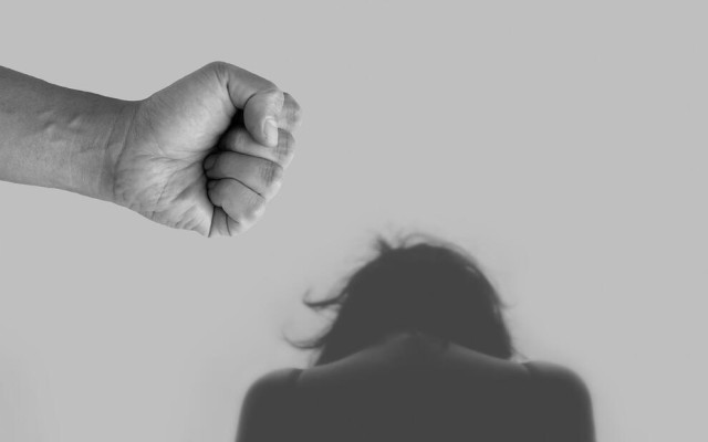 „Тренд“:Четирима от десет души в България имат познати, жертви на домашно насилие