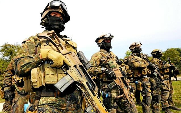 Източник на FT:  Войници от спецчастите на Запада вече са в Украйна