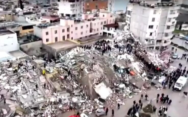 Страх в Истанбул от очаквано ново опустошително земетресение