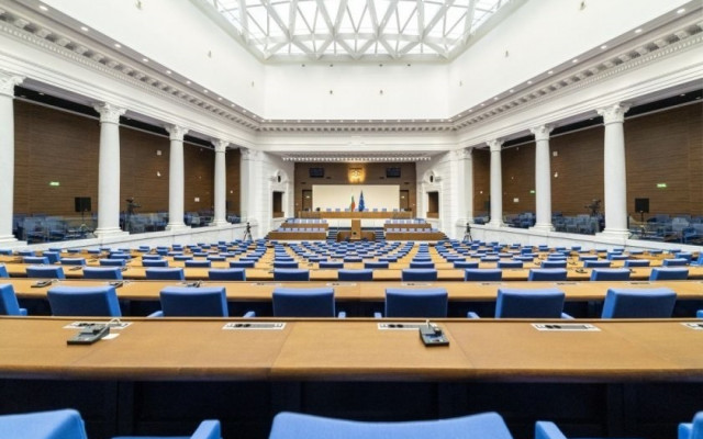 Преговорите започват: Ротация или предсрочни избори?