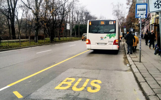 Пускат допълнителен градски транспорт в София за Задушница