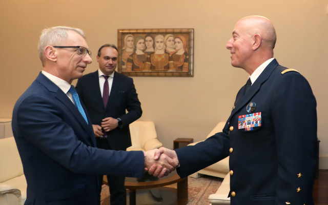 Денков се срещна с Върховния командващ на Съюзното командване по трансформацията на НАТО генерал Филип Лавин