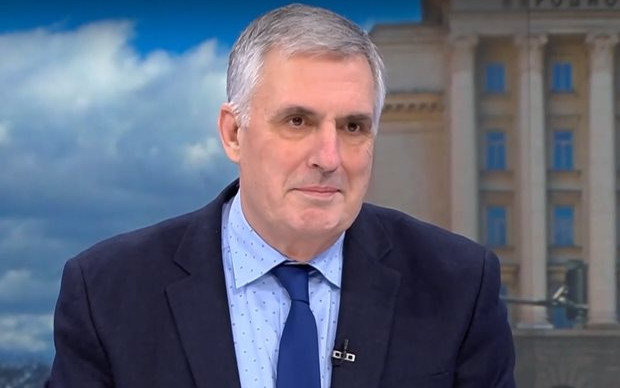 Калфин: ГЕРБ изпраха имиджа си, а ПП-ДБ се обезличиха