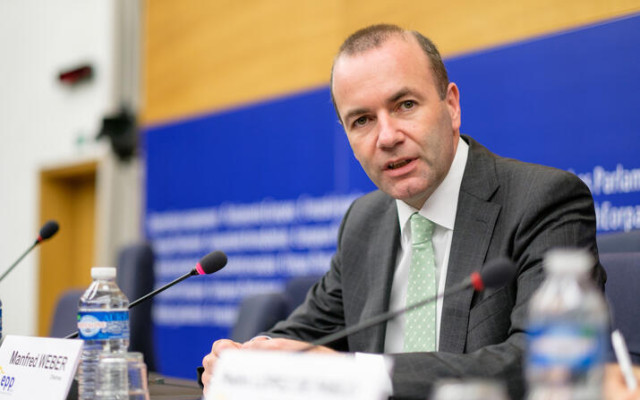 Манфред Вебер: Притеснително е поведението на лидерите на ПП-ДБ