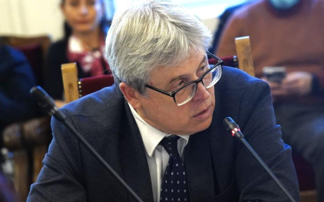 Парламентът маха шефа на НЗОК Станимир Михайлов, 5 месеца след оставката му
