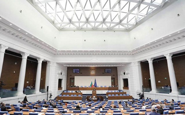 Депутатите обсъждат Закона за българите, живеещи извън България