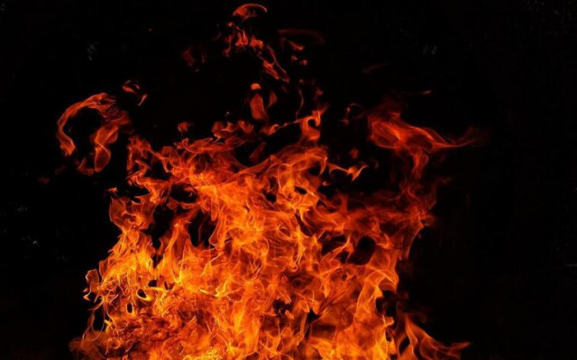 Мъж спаси две деца от пожар в София