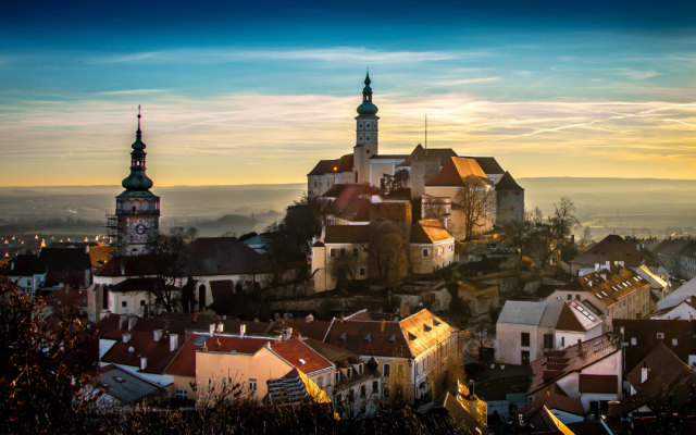Смяна на пола без операция приемат в Чехия