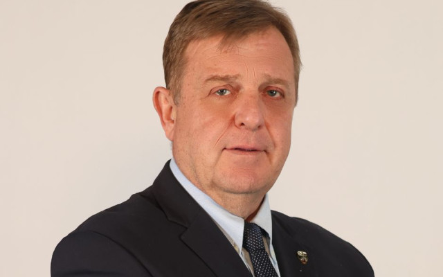 Каракачанов: Гласувах за младите хора – да я има България!