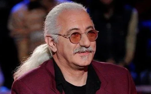 Поредният: Етиен Леви става депутат, щял да поведе българите към величие