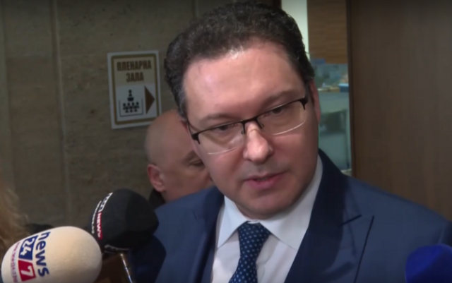 Кой е Даниел Митов - номиниран за министър на външните работи (Биография)