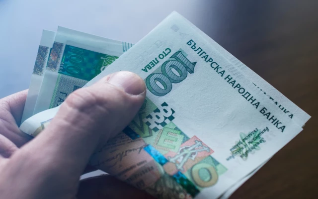 Бум на фалшивите банкноти от 100 лв.
