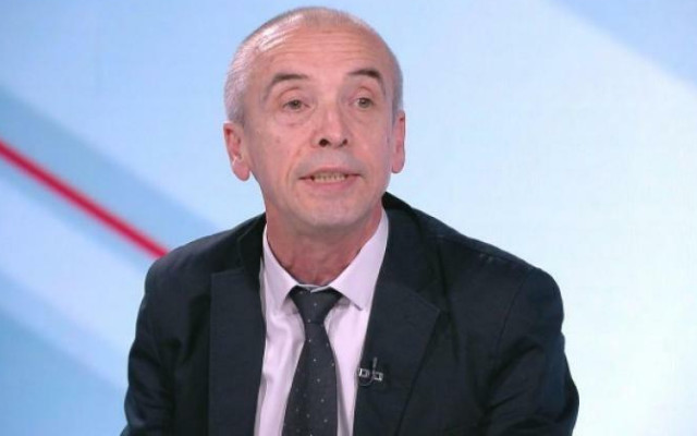 Доц. Атанас Мангъров: Поставянето на ваксината е въпрос на отговорност