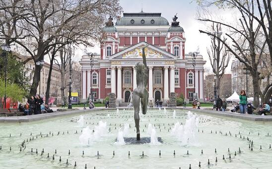 7 премиери до декември в Народния театър