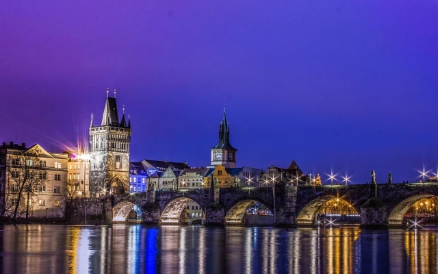 Прага забранява организираните нощни туристически обиколки по кръчмите