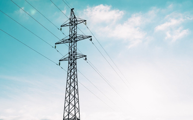 ЕРМ Запад: Части от България са без ток заради аварии при лошото време