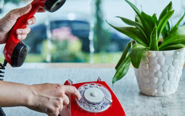 Нова схема за телефонни измами