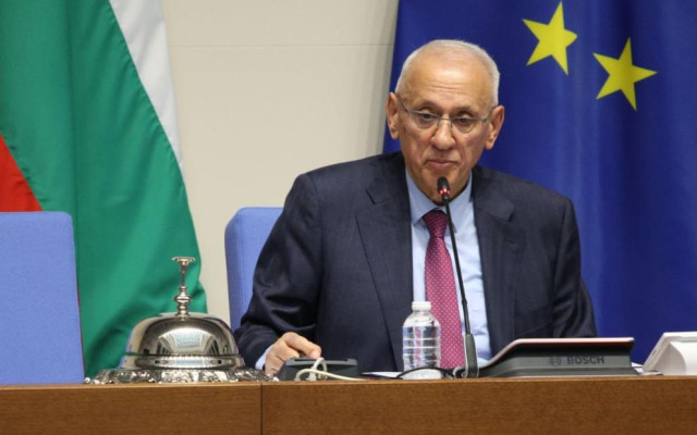 От „Демократична България“ ще подкрепят Силви Кирилов за председател на НС