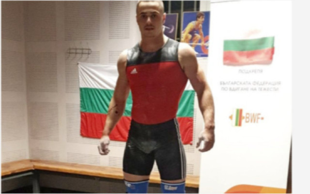 Карлос Насар подобри рекорда си с 11 кг