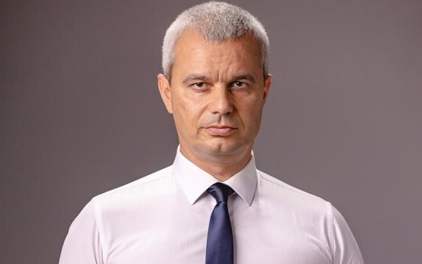 Има ли промяна в позицията на „Възраждане“ за председател на парламента