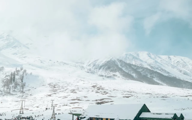 Съвети за безопасност в планината през зимата
