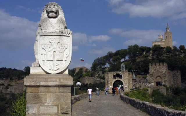 И посещението на Царевец поскъпва след Нова година