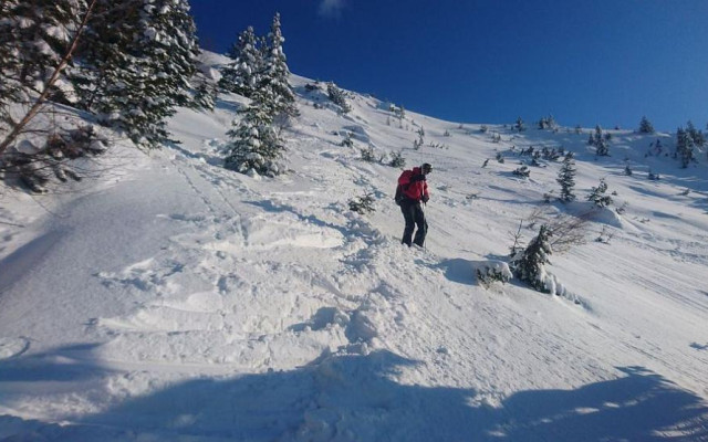 Инцидент със скиор на Боровец, вдигнаха и въздушната линейка
