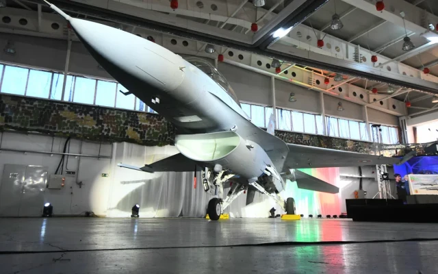 България вдига F-16 на Гергьовден