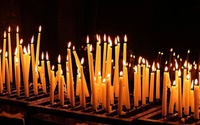 Допълнителен градски транспорт в София за Задушница!