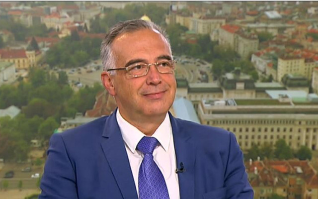 Кутев:  Борбата е  дали една  мафиотска структура да оглави държавата окончателно