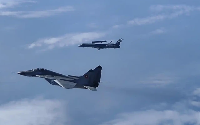 България представя първите осем изтребителя F-16 Block 70