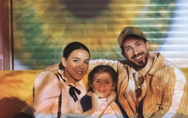 Наум Шопов отново ще е водещ на "Ергенът", заминава за Шри Ланка с жена си и дъщеря си