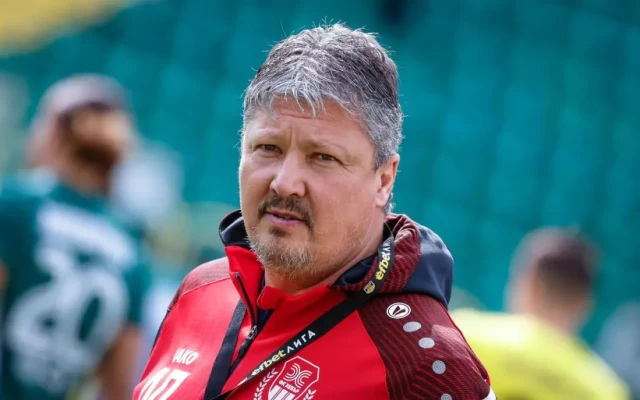 ЦСКА с новина за Любо Пенев