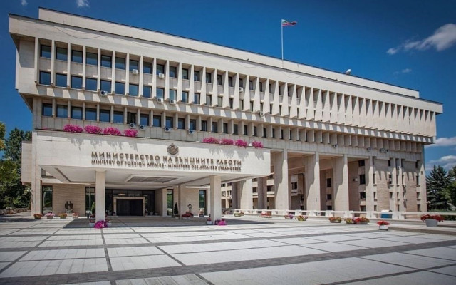 МВнР отвори кризисна телефонна линия за съдействие на български граждани във Венецуела