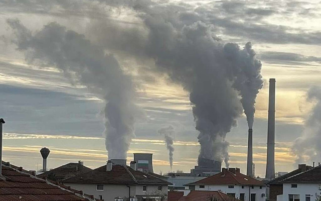 Димитровград се задушава от серен диоксид