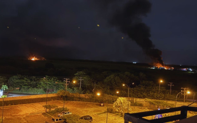 ИЗВЪНРЕДНО: САЩ нахлу във Венецуела! Експлозии разтърсиха Каракас, съобщава се за удари по военни цели