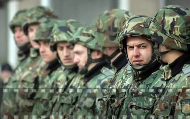 Политическата криза в България спира наемането на войници