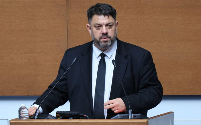 Зафиров към Зарков: Не 8 депутати от БСП, а 123-ма отхвърлиха ветото. Единият съм аз!