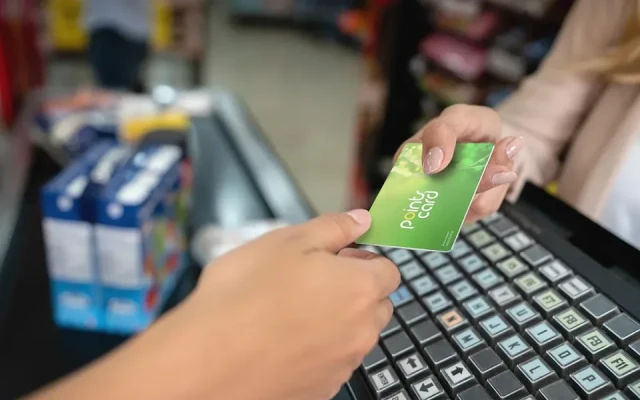 Промяна с ваучерите за храна. Искат голям скок